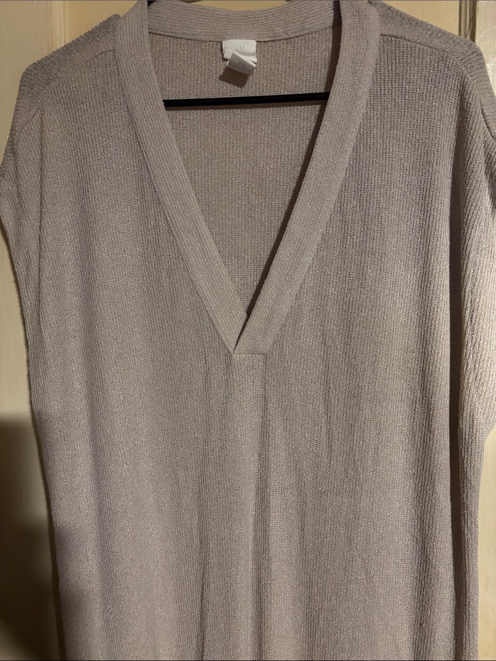 H&M Light Taupe V-Neck Womens long tunic w-matching wide leg pants